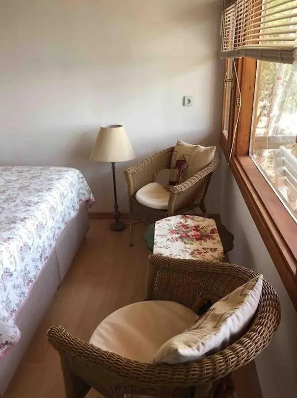 Ida Bay Bungalows Edremit  Bed & Breakfast